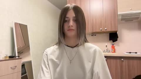 May online show from November 1, 4:09 pm