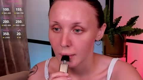 your sweet Liana online show from May 12, 12:57 pm