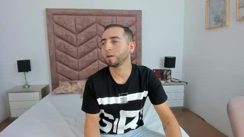 Lushian And Luna online show from November 27, 3:14 pm