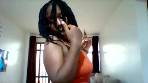 lushlola254 online show from February 17, 12:45 pm