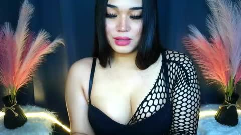 Snapshot of lushmystique chatting on September 16, 9:43 am lust online show from September 16, 9:43 am
