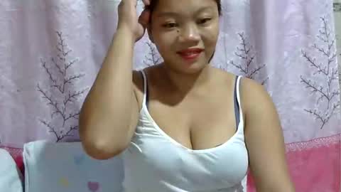 Snapshot of lushpinay chatting on December 27, 10:48 pm LushPinay online show from December 27, 10:48 pm