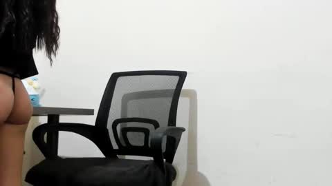 Lussie  online show from March 18, 11:57 am