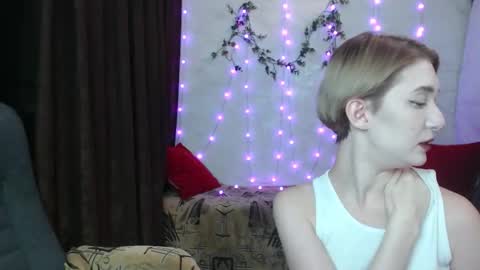 lust444money online show from November 19, 10:21 pm