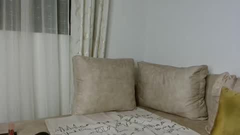 Snapshot of lust4karly_ chatting on January 31, 7:51 pm Karly follow for next broadcast updates kisses online show from January 31, 7:51 pm