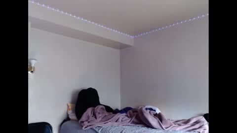 Snapshot of lust_j chatting on September 21, 7:15 pm LUST online show from September 21, 7:15 pm