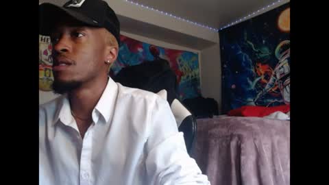 Snapshot of lust_j chatting on June 26, 9:52 pm LUST online show from June 26, 9:52 pm