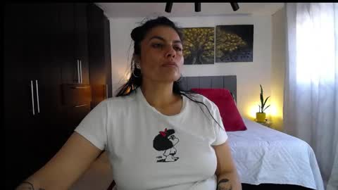 Angela 3 online show from May 9, 6:57 pm
