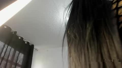 lustful__babe online show from May 6, 1:16 pm
