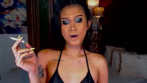 AdriannaFowks online show from January 17, 7:30 am