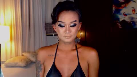 AdriannaFowks online show from May 4, 4:25 pm