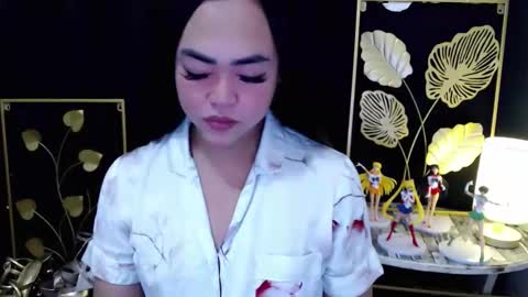 Trina online show from March 30, 11:44 am