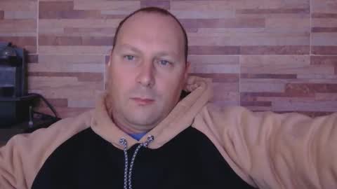 lustonfan online show from May 20, 11:16 am