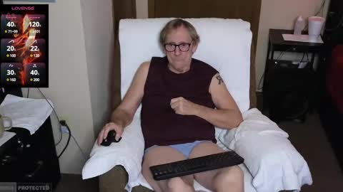 lusty48 online show from December 25, 11:11 am