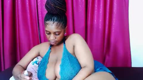 Snapshot of lustydesirex chatting on September 19, 1:29 am lustydesirex online show from September 19, 1:29 am