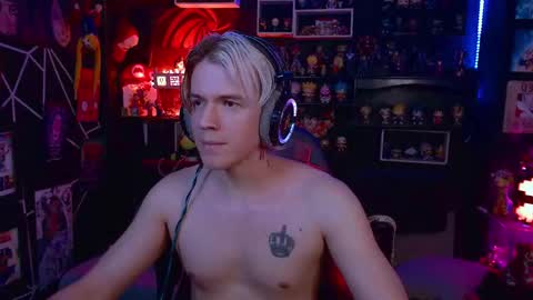 lustymatt online show from October 1, 3:01 am