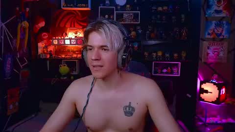 lustymatt online show from November 16, 1:00 am