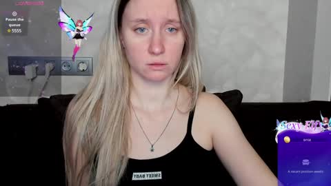 Snapshot of lusyagreenberg chatting on January 3, 6:24 pm LusyaGreenberg online show from January 3, 6:24 pm