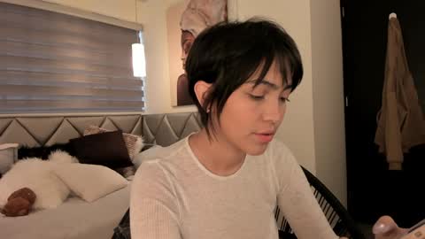 Lu online show from January 13, 1:06 pm