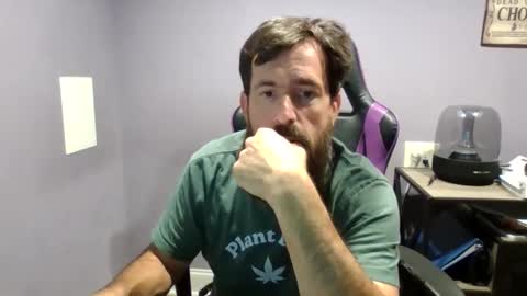 Luv2likslit online show from October 11, 9:19 am