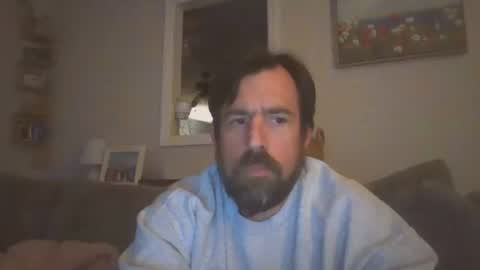 Luv2likslit online show from March 31, 7:09 am