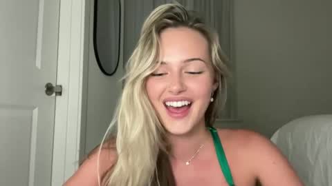 Aimee online show from September 21, 4:03 am