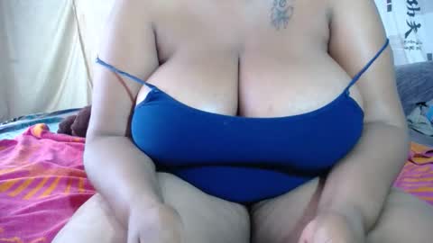 Snapshot of luvcandy85 chatting on February 16, 6:20 am luvcandy85 online show from February 16, 6:20 am