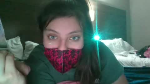 luvluci420 online show from June 19, 9:24 am
