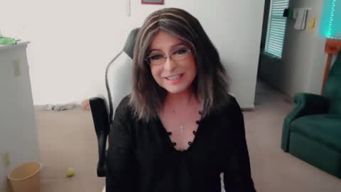 Britney online show from November 25, 6:30 pm