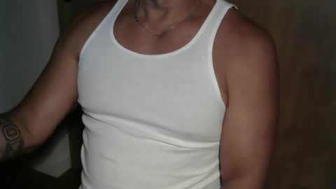 Snapshot of luvzjerkingoff chatting on October 23, 12:59 pm luvzjerkingoff online show from October 23, 12:59 pm