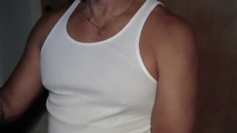 Snapshot of luvzjerkingoff chatting on October 28, 12:30 pm luvzjerkingoff online show from October 28, 12:30 pm