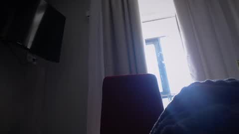 lux_angel online show from March 30, 6:36 am