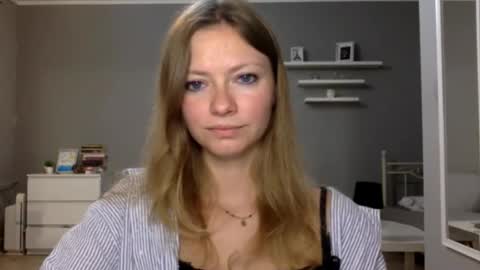 Millie online show from December 21, 6:26 pm