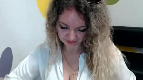 Donna online show from June 19, 7:01 am