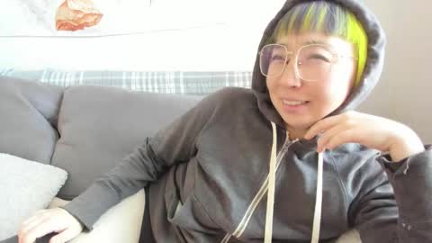 Snapshot of luxgray chatting on February 13, 8:16 pm LuxGray online show from February 13, 8:16 pm