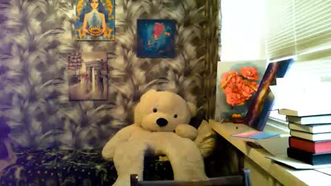 Snapshot of luxie_milady chatting on February 20, 6:28 am Stefany online show from February 20, 6:28 am
