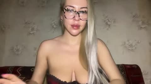 LuxSonyaStar online show from November 28, 8:44 pm