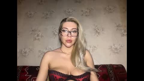 LuxSonyaStar online show from December 3, 12:58 pm