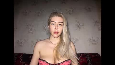 LuxSonyaStar online show from May 16, 8:07 pm