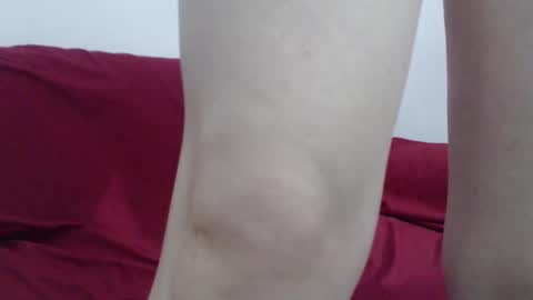 Snapshot of luxuriouss_s chatting on December 31, 10:15 am Laura online show from December 31, 10:15 am