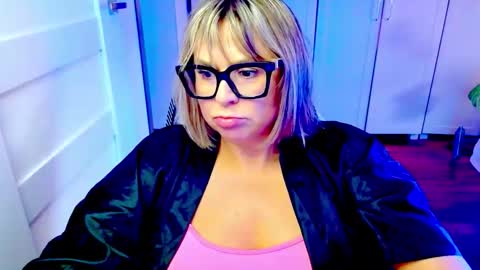 Diana online show from May 12, 6:21 am