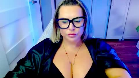 Diana online show from May 18, 5:24 am