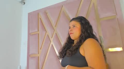 Snapshot of luzenaasm chatting on October 28, 4:49 am luzenaasm online show from October 28, 4:49 am