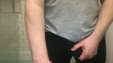 lvguynextdoor440656 online show from March 11, 11:00 pm