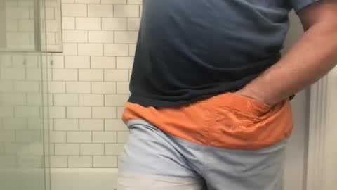 lvguynextdoor440656 online show from June 22, 1:40 am