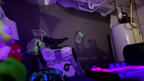 lxrdhxkvgemvsterjuice online show from May 5, 1:13 am