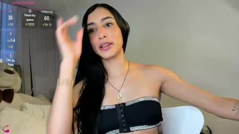 lya_brown online show from May 22, 11:16 am