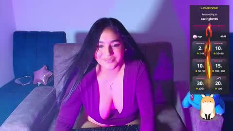 Snapshot of lya_dubois_ chatting on March 18, 10:13 pm LYA DUBOIS online show from March 18, 10:13 pm