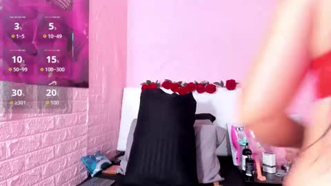 Snapshot of lyaa_collins_ chatting on October 20, 11:54 am Lya online show from October 20, 11:54 am