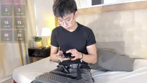 Lyan online show from November 9, 7:45 pm